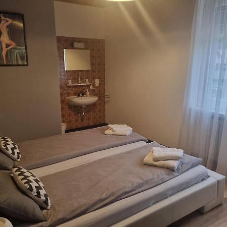 Ristorante Pizzeria Al Posta, Con Alogio Hotel Malvaglia ภายนอก รูปภาพ