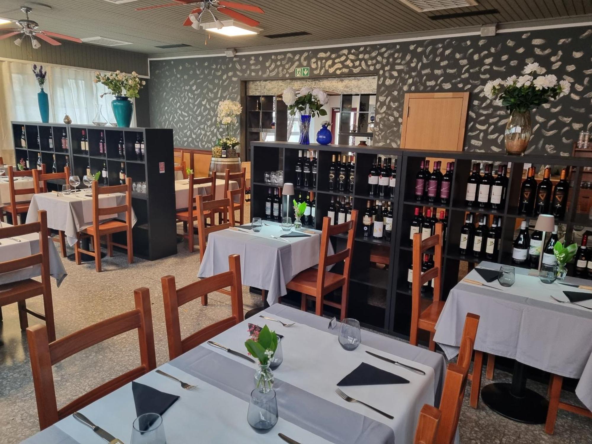 Ristorante Pizzeria Al Posta, Con Alogio Hotel Malvaglia ภายนอก รูปภาพ
